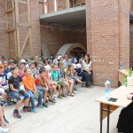 Встреча со священниками в летнем лагере